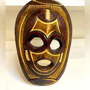 EUC Vintage African Hand Carved and Crafted Wooden Tribal Mask